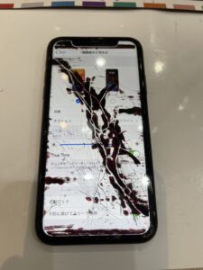 iPhone11 画面修理前